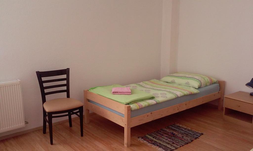 Apartment Laura Gračac Esterno foto